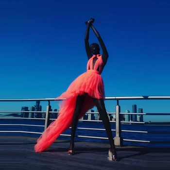 2023 Yeni Tasarımcı Seksi Tül Parti Elbiseler Criss Çapraz Hi Düşük Tül Balo Sabahlık Siyah Kızlar İçin Özel Yapılmış Fotoğraf Çekimi