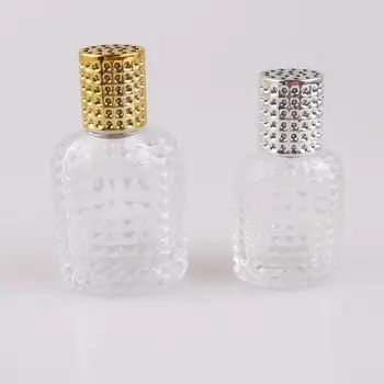 30ML 50ML Kozmetik Parfüm Boş Konteyner Şeffaf Cam Seyahat Sprey Şişeleri Altın Gümüş Kapaklı LX3483