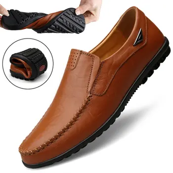 Erkek ayakkabıları Hakiki Deri Erkek rahat ayakkabılar Marka 2023 Erkek Nefes Kayma Siyah sürüş ayakkabısı Loafer'lar Artı Boyutu 37-46