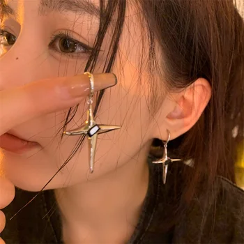 Gotik Kişilik Retro Serin Çapraz Küpe Kadınlar Kızlar İçin Moda Kore Tasarımcı Kulak Çıtçıt 2023 Yeni Trend Takı Aksesuar