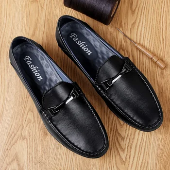 Lüks Hakiki Deri Kayma Erkek loafer ayakkabılar rahat ayakkabılar Erkekler Tasarımcı Lofer Adam Yüksek Kaliteli Mokasen İtalyan sürüş ayakkabısı