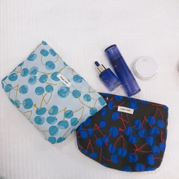 Meyve Jakarlı Makyaj Çantası kozmetik çantası Seyahat Taşınabilir Yıkama Çantası Tuvalet Organizatör Astar Çanta Kadınlar için Çanta косметичка