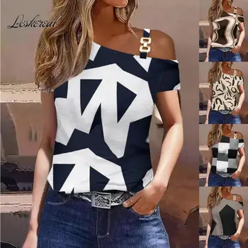 Seksi Kapalı Omuz Kısa Kollu Kadın T Shirt 2023 Yaz Rahat Baskı Metal Bayan T-shirt Y2k Tees Tops Femme