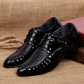 Takım elbise Ayakkabı Erkekler Resmi İtalyan Moda Ofis Ayakkabı Erkekler Elbise Patent Deri erkek resmi ayakkabı Erkekler Klasik Zap
