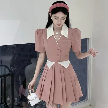 Yangyang ve Yaz modası2023 Yazında Yeni Tasarım Duygu Ekleme Yanlış İsabet Sahne İki Yaka Takım Elbise Pilili Elbise