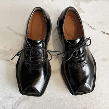 Yeni Moda Siyah Deri Kadın Ve Erkek Platformu Derby Ayakkabı Deri Boynuz Kare Ayak rahat ayakkabılar Yüksek Kaliteli düz ayakkabı